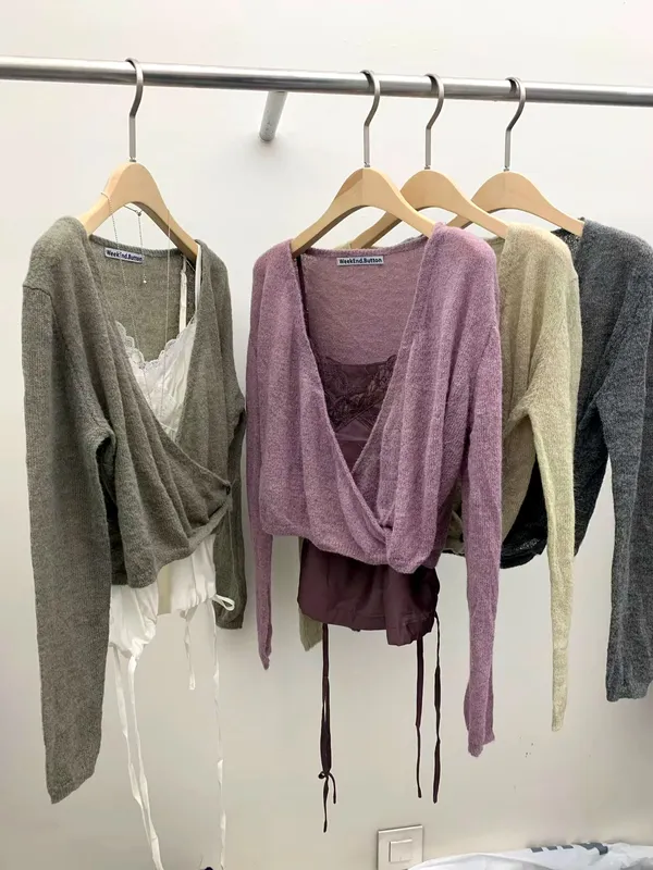 Stylish and Comfortable Women's Top, Perfect for Any Occasion