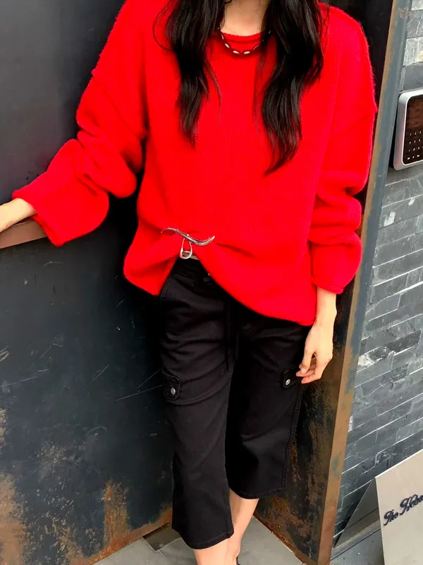 Fashionable Loose Red Knit Top, Comfortable and Versatile