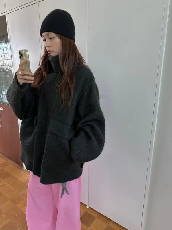 เสื้อโค้ทขนสัตว์หลวมสไตล์ทันสมัย - อบอุ่นและสบาย
