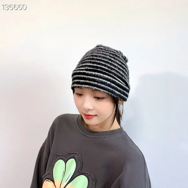Fashionable Striped Women's Hat - Warm and Comfortable