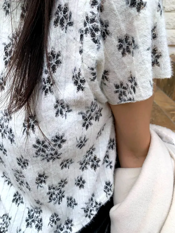 Fresh Floral Print Women's Top, Comfortable and Breathable