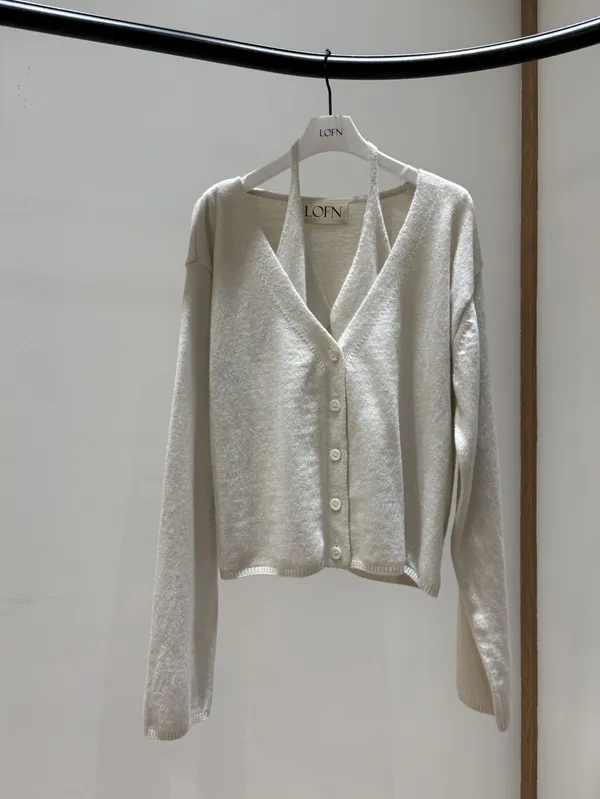 Minimalist Style Knitted Cardigan, Comfortable and Versatile