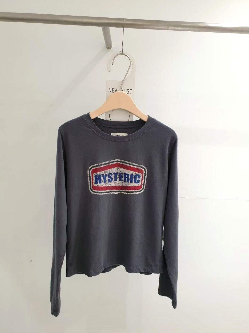 ํจ์
๋๋ธ ์บ์ฃผ์ผ HYSTERIC ์์ ๊ธดํ ํฐ์
์ธ