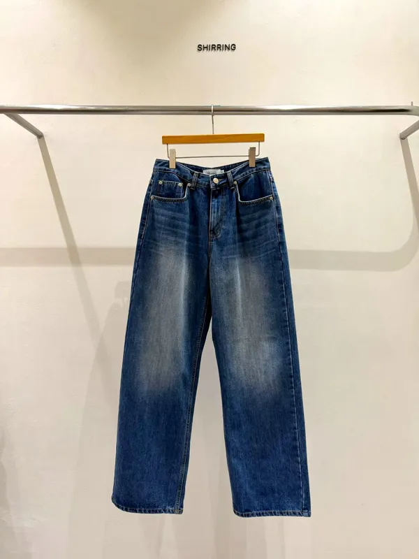 Fashionable Fleece-Lined Jeans - Comfortable and Versatile for Fall and Winter
