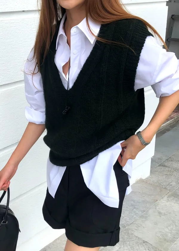 Stylish Versatile Women's Top, Knit Vest Paired with Shirt