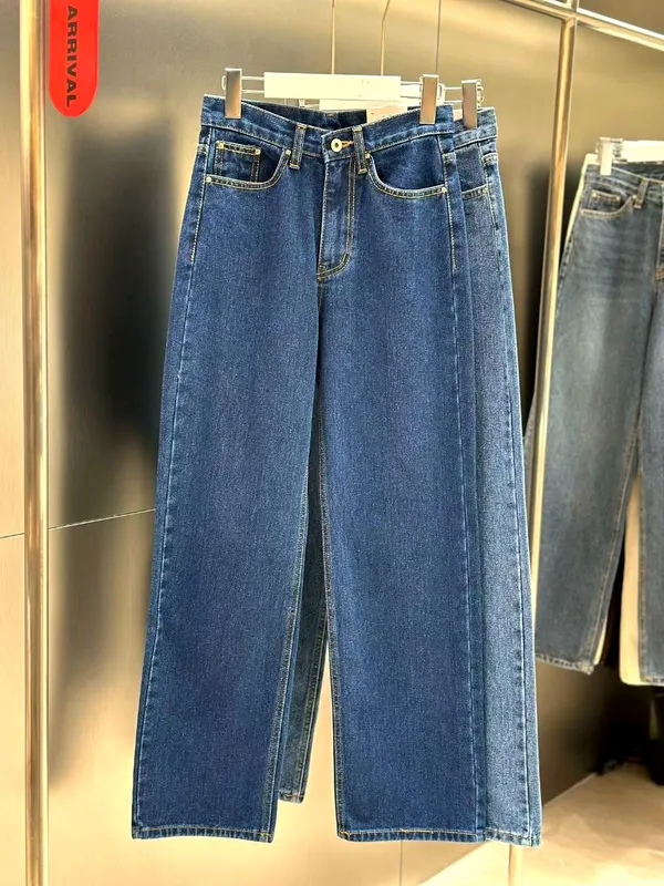 Trendy Loose-Fit Jeans, Comfortable and Versatile to Showcase Your Unique Style