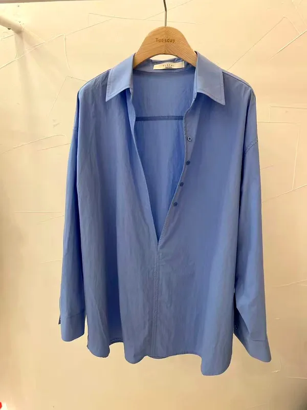 Fresh Blue Shirt, Lightweight and Breathable, Elegant and Stylish