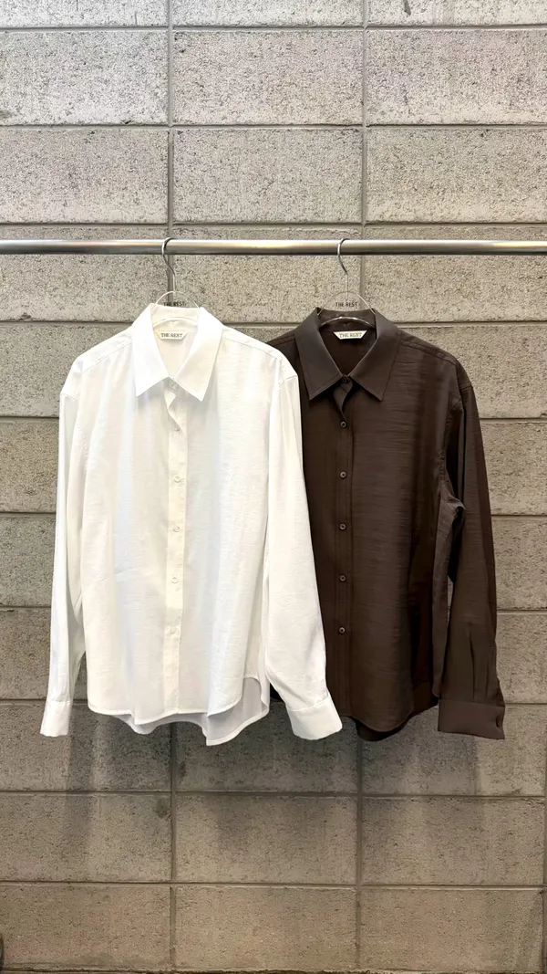 Minimalist Women's Shirt, Comfortable and Breathable, Perfect for Various Occasions