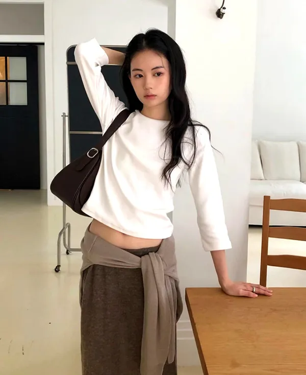 Minimalist Women's Top, Comfortable and Versatile