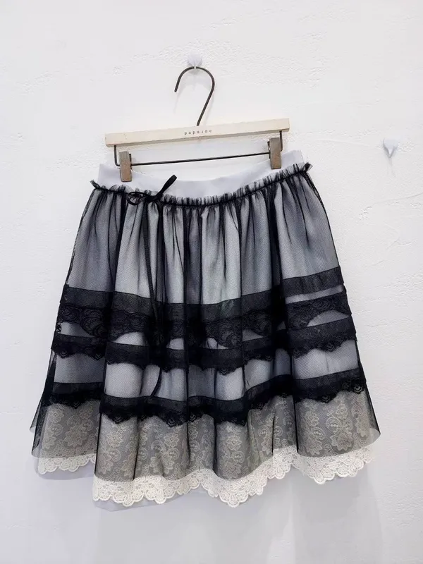 Elegant Black Lace-Trimmed Dress to Showcase Your Charming Aura