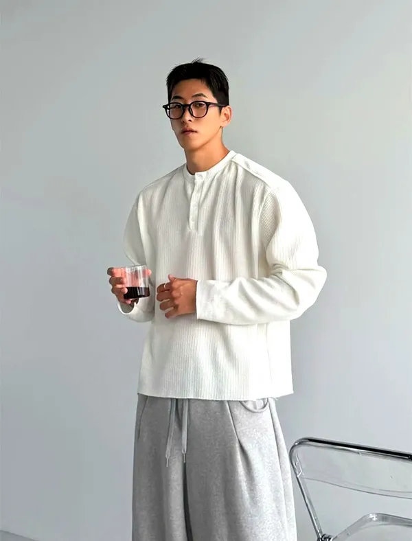 男士休閒毛衣 純色寬松設計