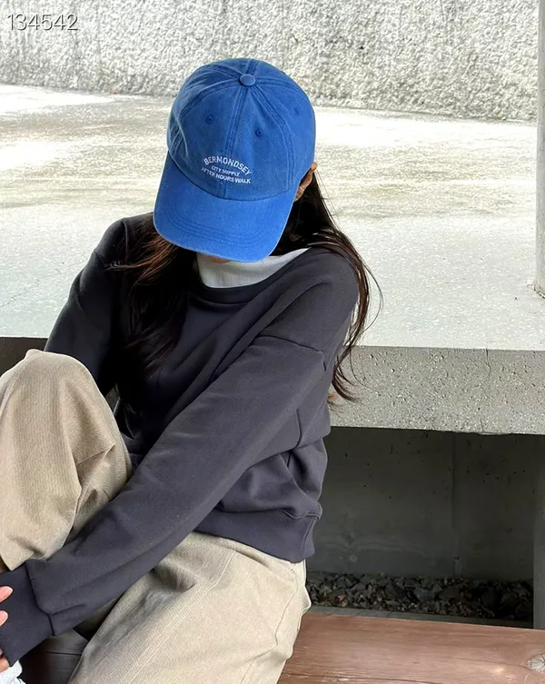 Fashion Embroidered Women's Hat, Comfortable and Versatile
