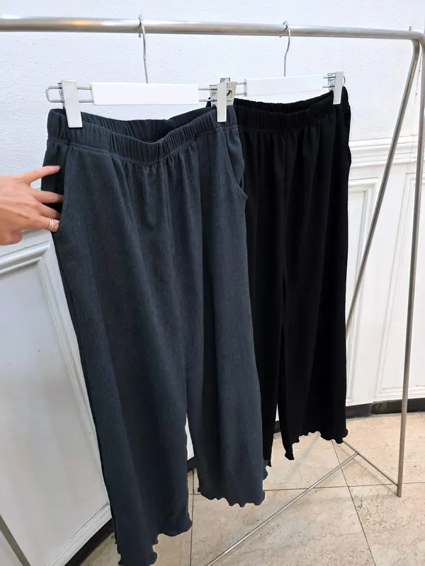 Comfortable Loose Women's Pants - Stylish Casual Look