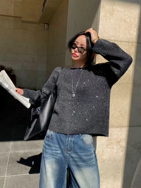 Fashionable Sequin Sweater: Warm and Unique