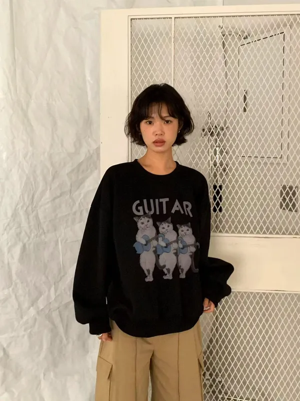 Trendy Loose-Fit Long Sleeve Top with Unique Print
