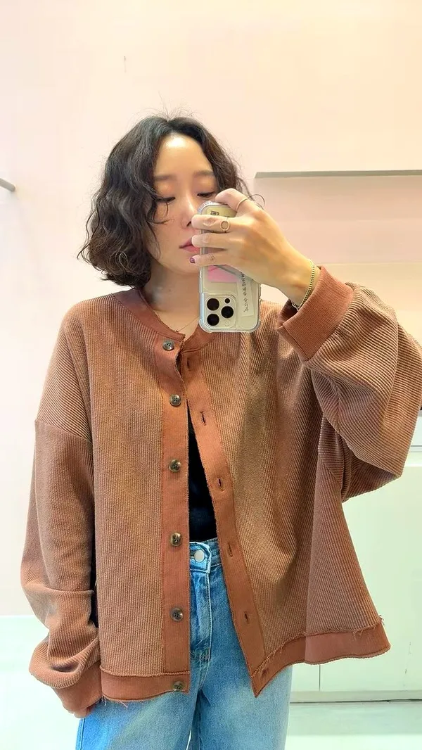 Stylish Loose Women's Jacket, A Must-Have for Autumn and Winter