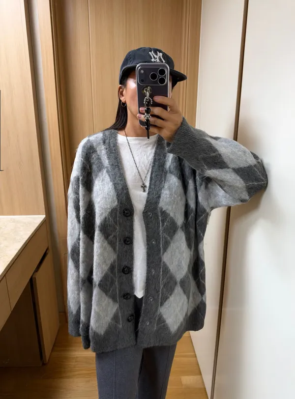 時尚格紋開衫女裝，溫暖舒適，百搭單品