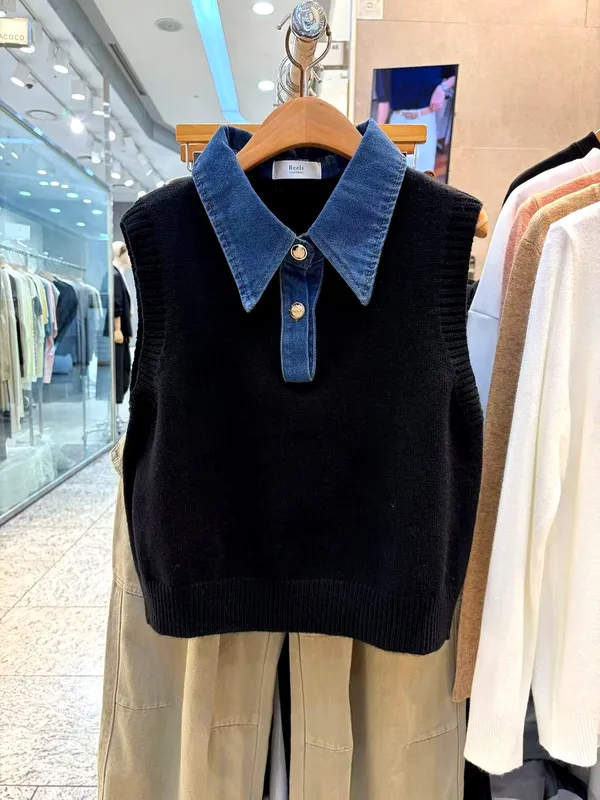 Stylish Women's Vest Jacket with Denim Collar - Elegant and Versatile