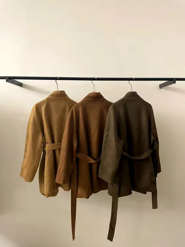 Stylish Women's Trench Coat, Elegant and Perfectly Matched
