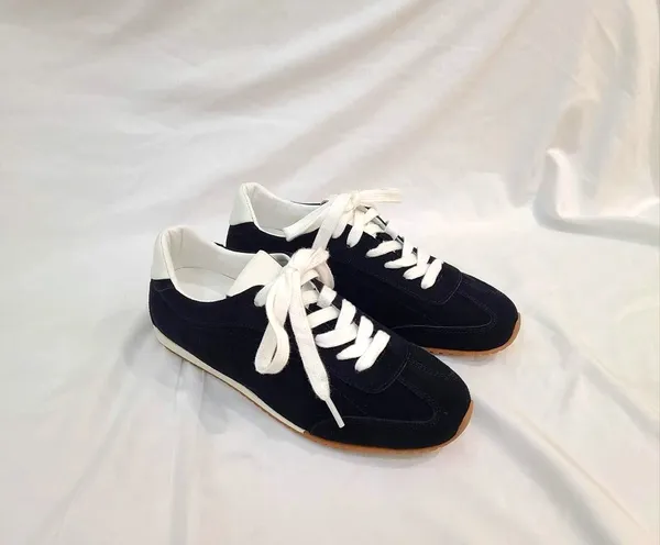 Stylish Casual Women's Shoes, Comfortable Versatile Sneakers Apm Luxe B1 Floor 110 RILLA