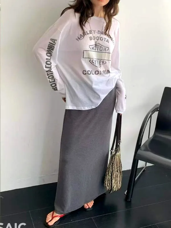 Fashionable Casual Women's Top, Loose Fit, Comfortable and Breathable