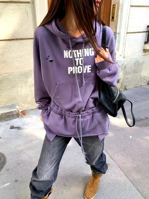 Fashionable Casual Hoodie, Comfortable and Versatile for Perfect Outings