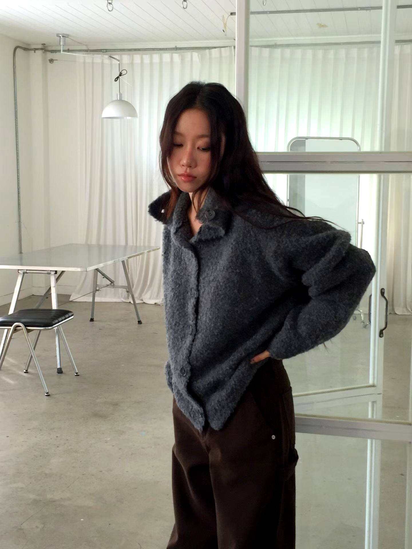 패셔너블한 여성용 재킷, 가을과 겨울에 적합한 따뜻하고 편안한 디자인