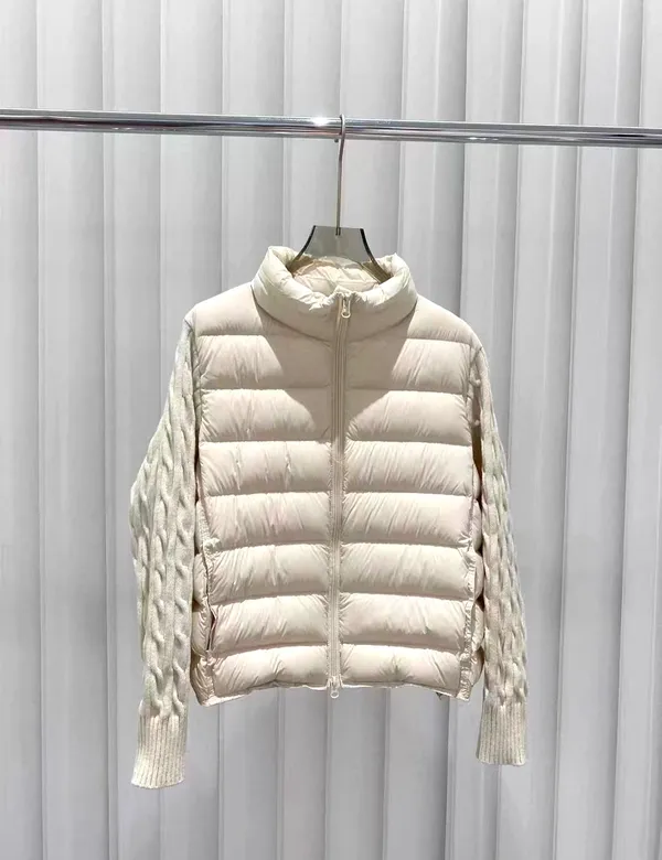 Stylish Warm Women's Jacket, Comfortable and Lightweight, Perfect Match