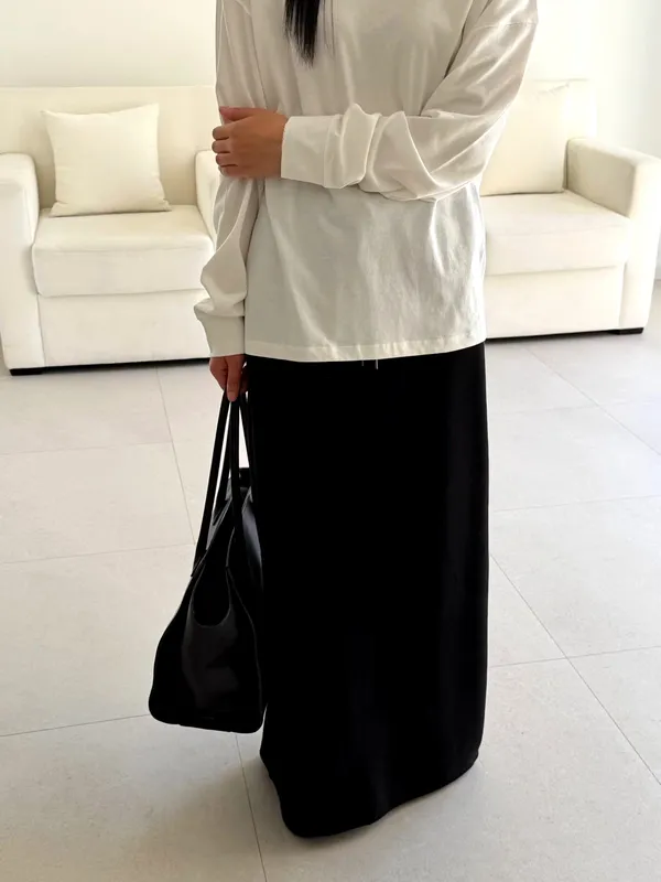 Elegant Black Maxi Dress - Showcase Your Graceful Charm!