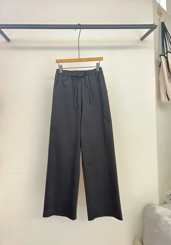 Fashionable Casual Women's Loose Pants, Comfortable and Versatile
