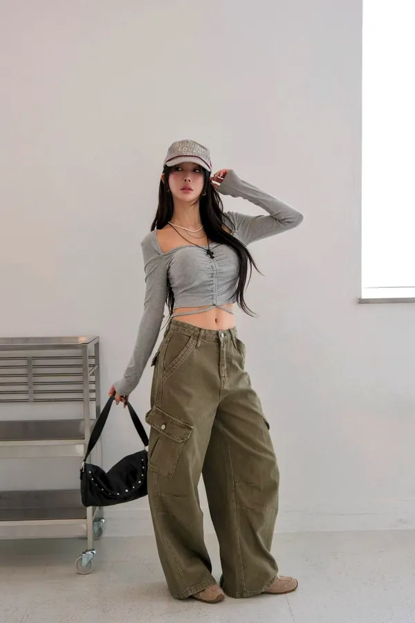 Trendy Slim Fit Women's T-Shirt, Comfortable and Versatile