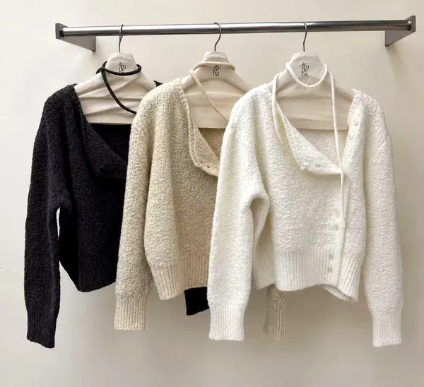 Comfortable and Stylish Women's Cardigan - Warm and Versatile for Fall and Winter