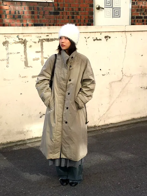 Stylish and Minimalist Women's Jacket - Comfortable and Warm for Autumn and Winter