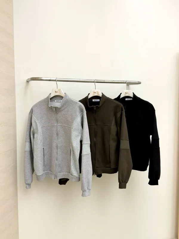 Stylish Men's Casual Top - Comfortable and Versatile