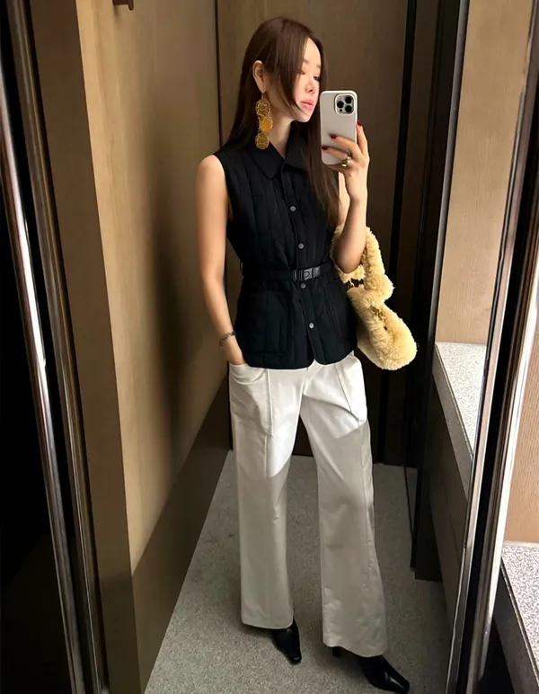 Stylish Black Women's Vest Coat - Elegance at Its Best
