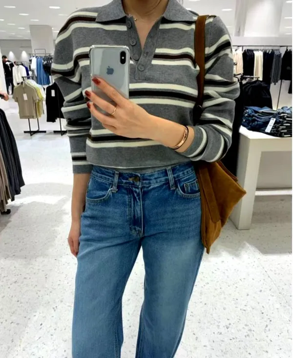 Stylish Striped Women's Top - Comfortable and Versatile