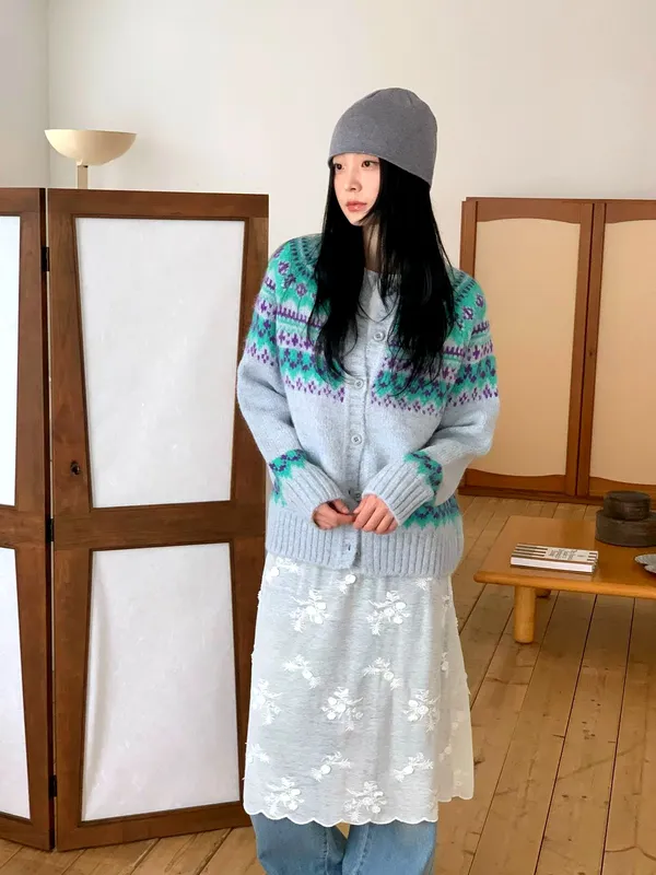 Fashionable Knitted Cardigan, Warm and Comfortable for Spring and Autumn