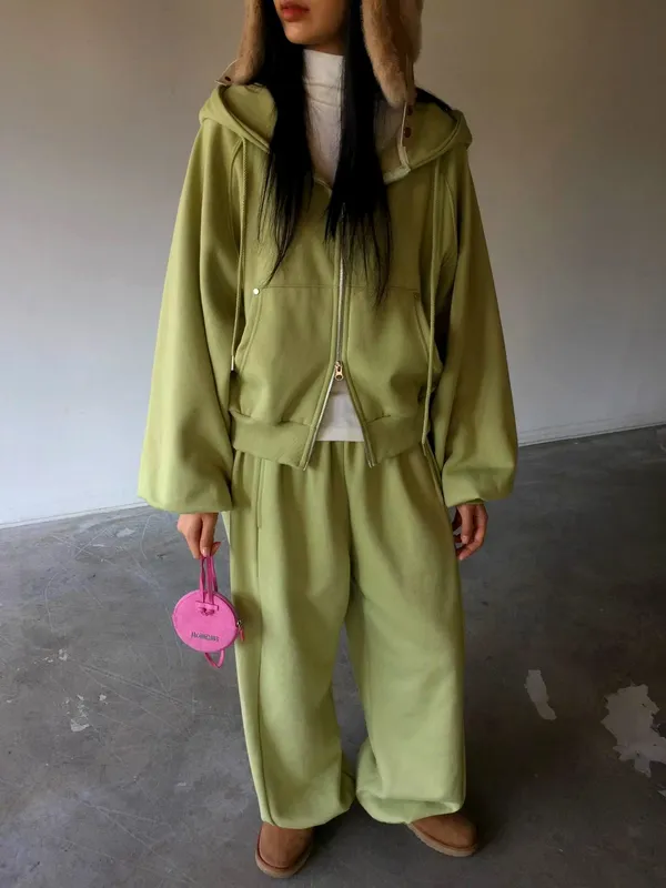 Fashionable Casual Women's Jacket, Comfortable Loose Design