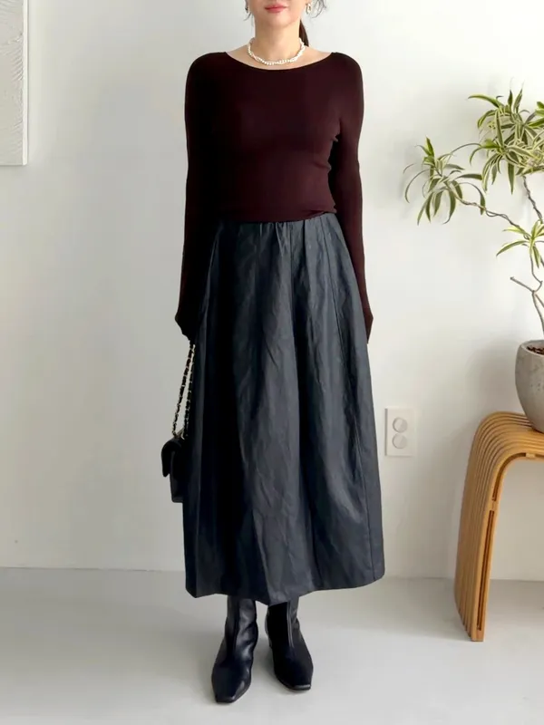 Skirt Midi Hitam Elegan - Mudah Dipadankan dengan Pelbagai Gaya