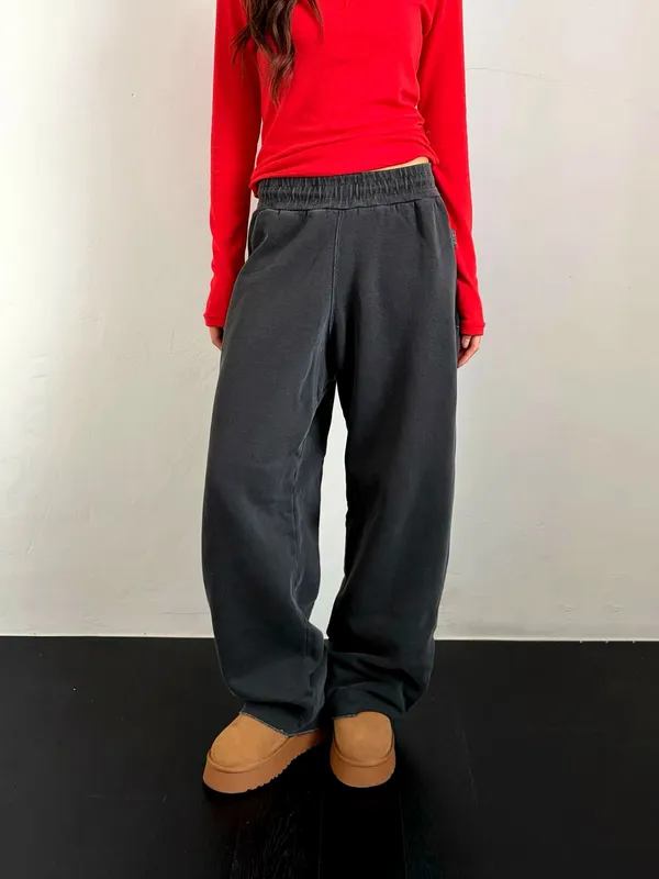 Fashionable Casual Women's Pants with Comfortable Loose Design
