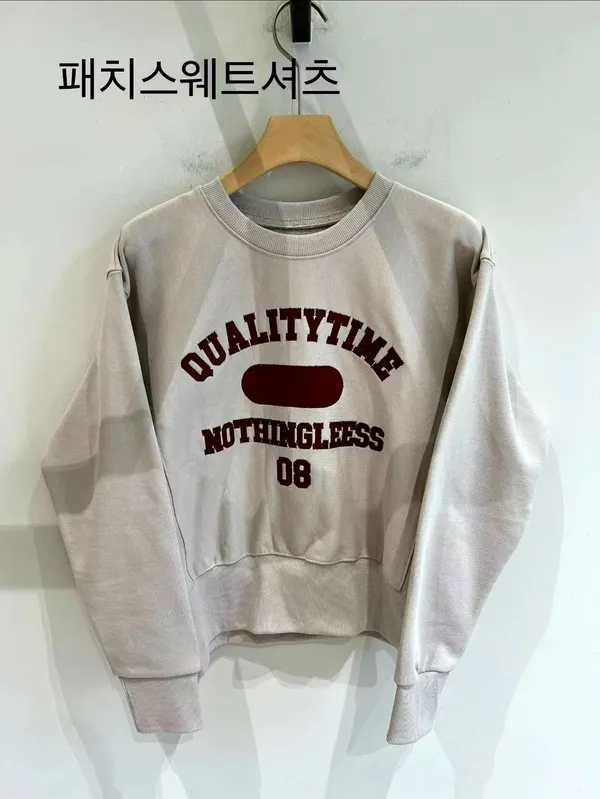 เสื้อผู้หญิงลายพิมพ์สไตล์แฟชั่น