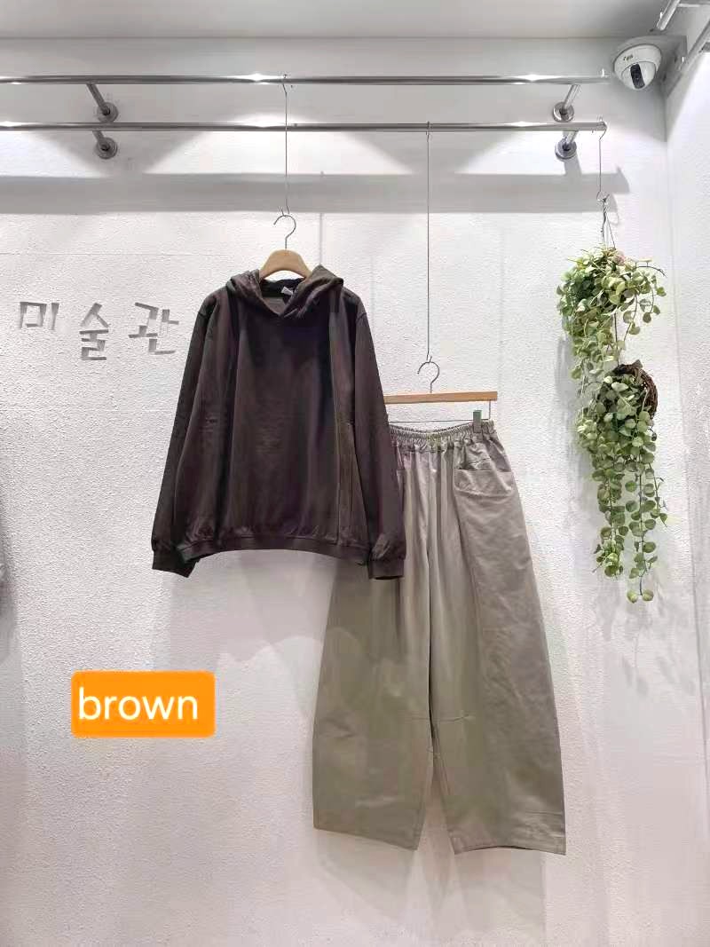 미니멀리스트 스타일 후드 스웨트셔츠 - 편안하고 다재다능한