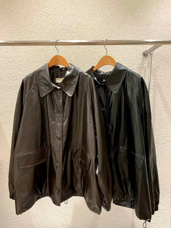 Stylish Versatile Women's Jacket, Lightweight and Comfortable - Perfect for Fall and Winter