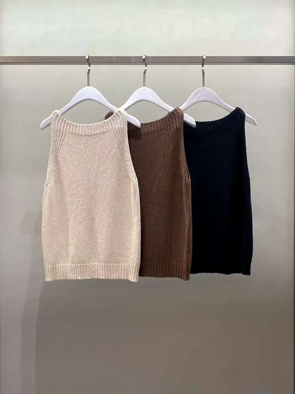 Minimalist Sleeveless Knit Vest, Perfect for Spring and Summer Outfits