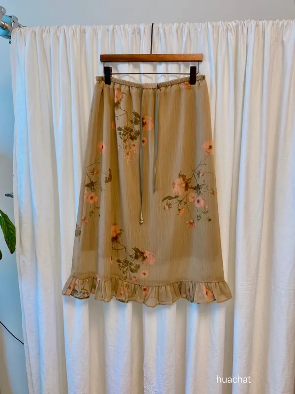 Fresh Floral Print Midi Skirt - Lightweight and Breathable for Spring and Summer