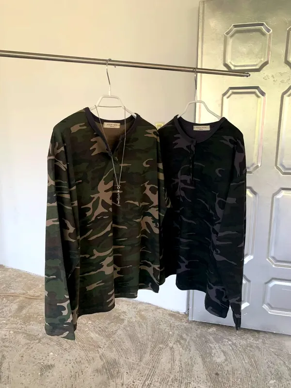 Stylish Camouflage Women's T-Shirt - Comfortable Casual Style