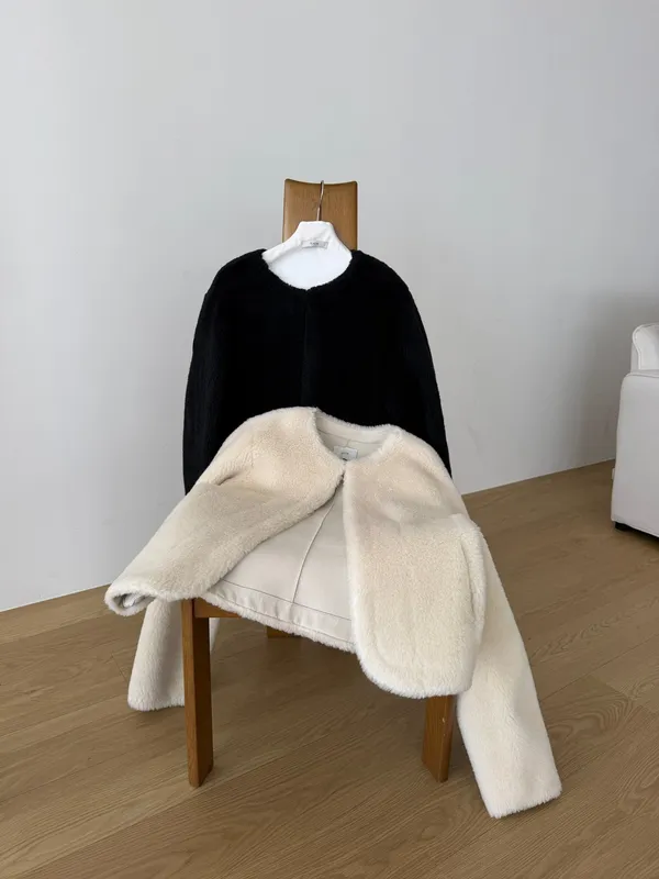 Elegant Wool Blend Curved Coat