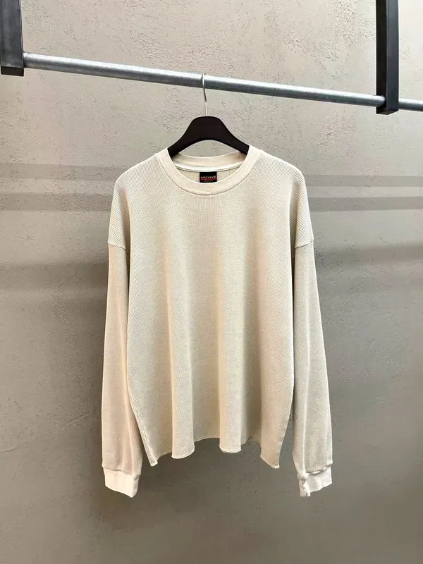 Minimalist Comfortable Men's Long Sleeve Top, Perfect for Everyday Wear