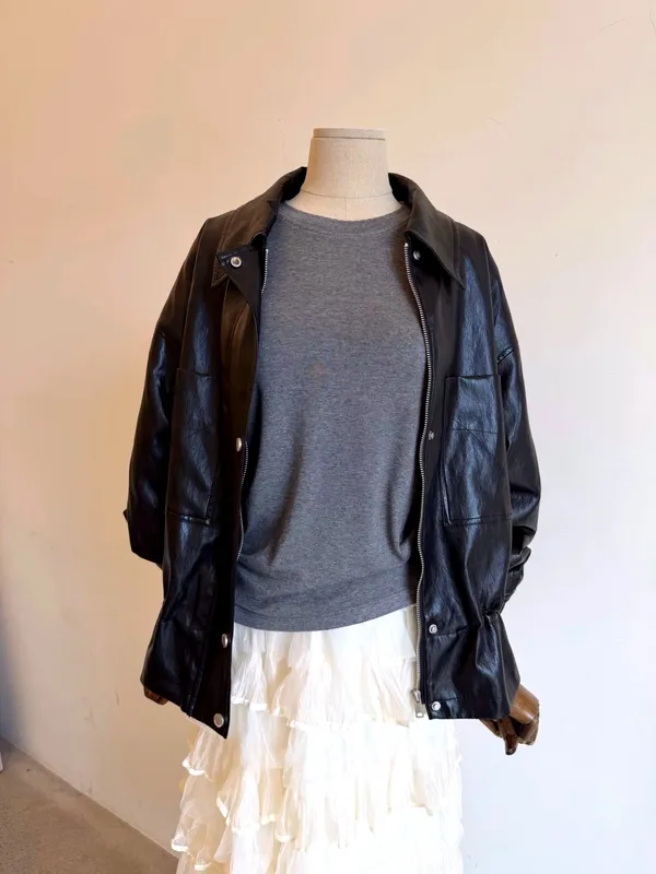 Trendy Women's Jacket - Effortlessly Stylish for Casual Looks
