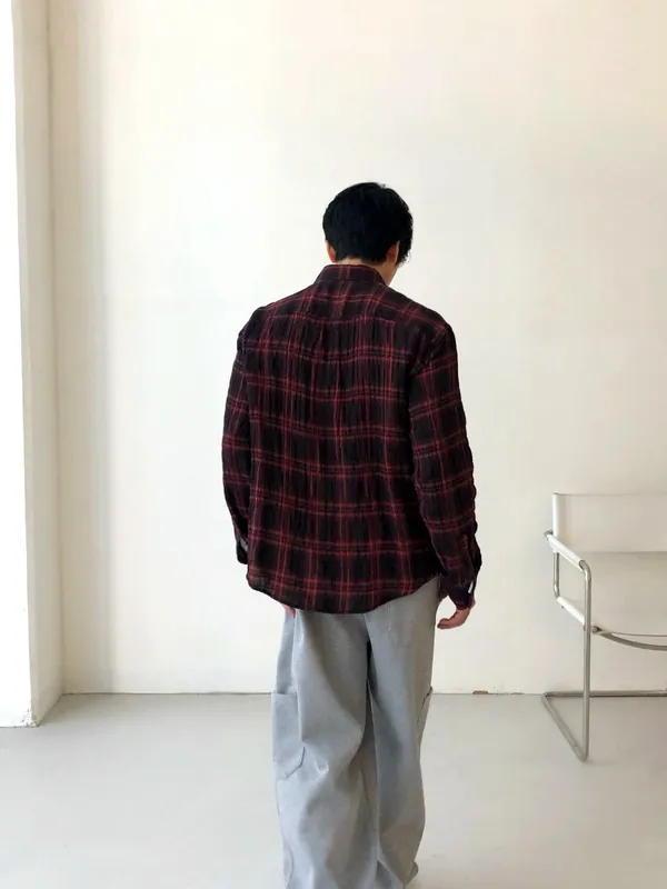 Stylish Men's Plaid Shirt - Comfortable Casual Look